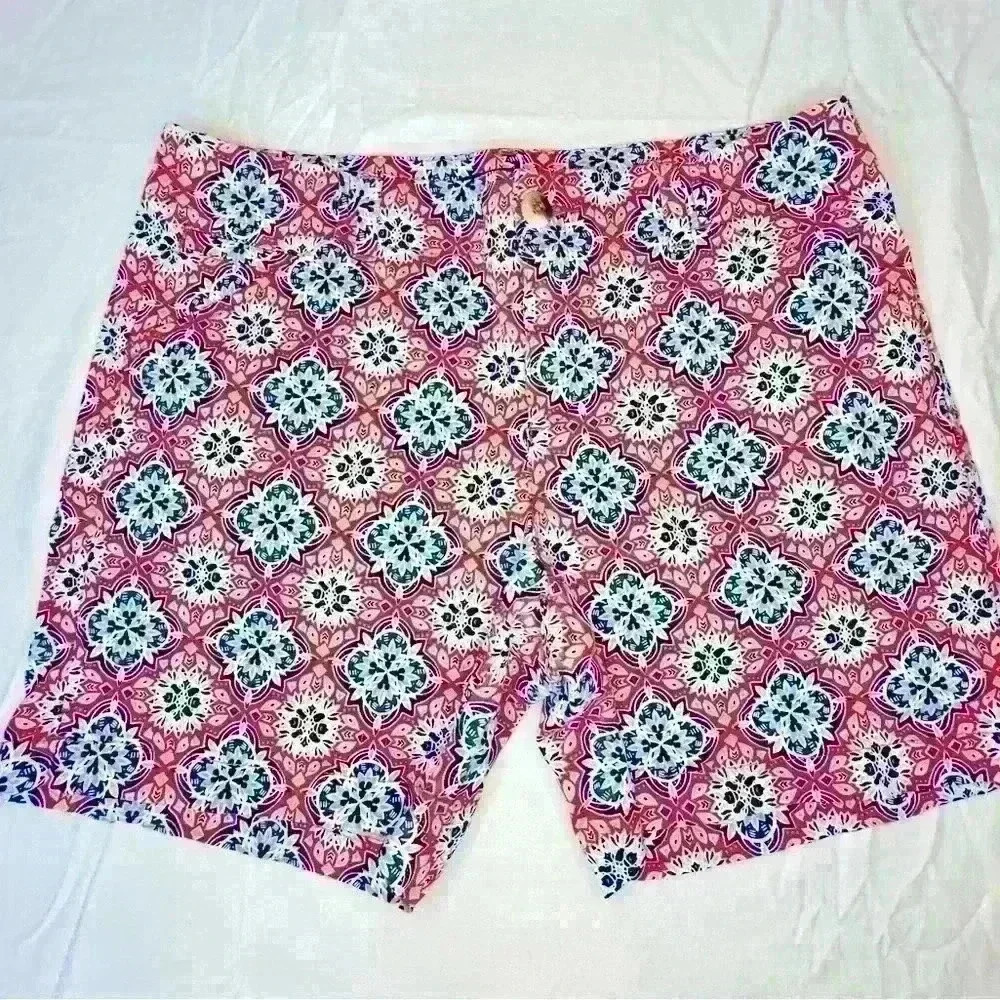 Lee micros shorts, size 10, orange, dk blue, blue, tan pattern. 5 pockets.